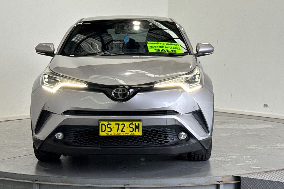 2017 Toyota C-HR KOBA (AWD) NGX50R