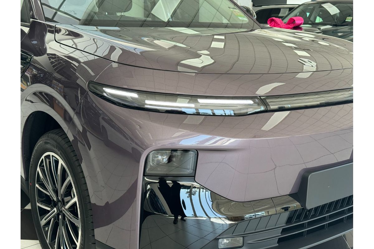 2026 Leapmotor B10 Design LR A12