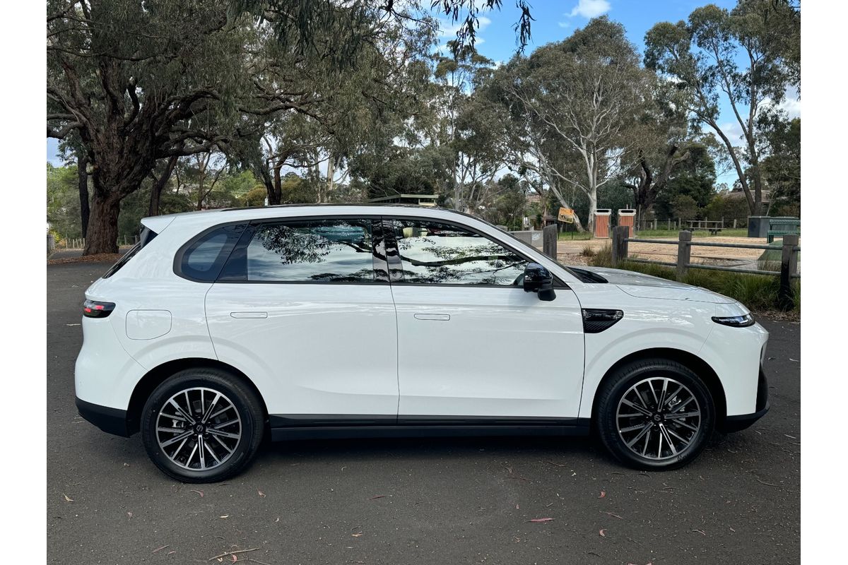 2026 Leapmotor B10 Design LR A12
