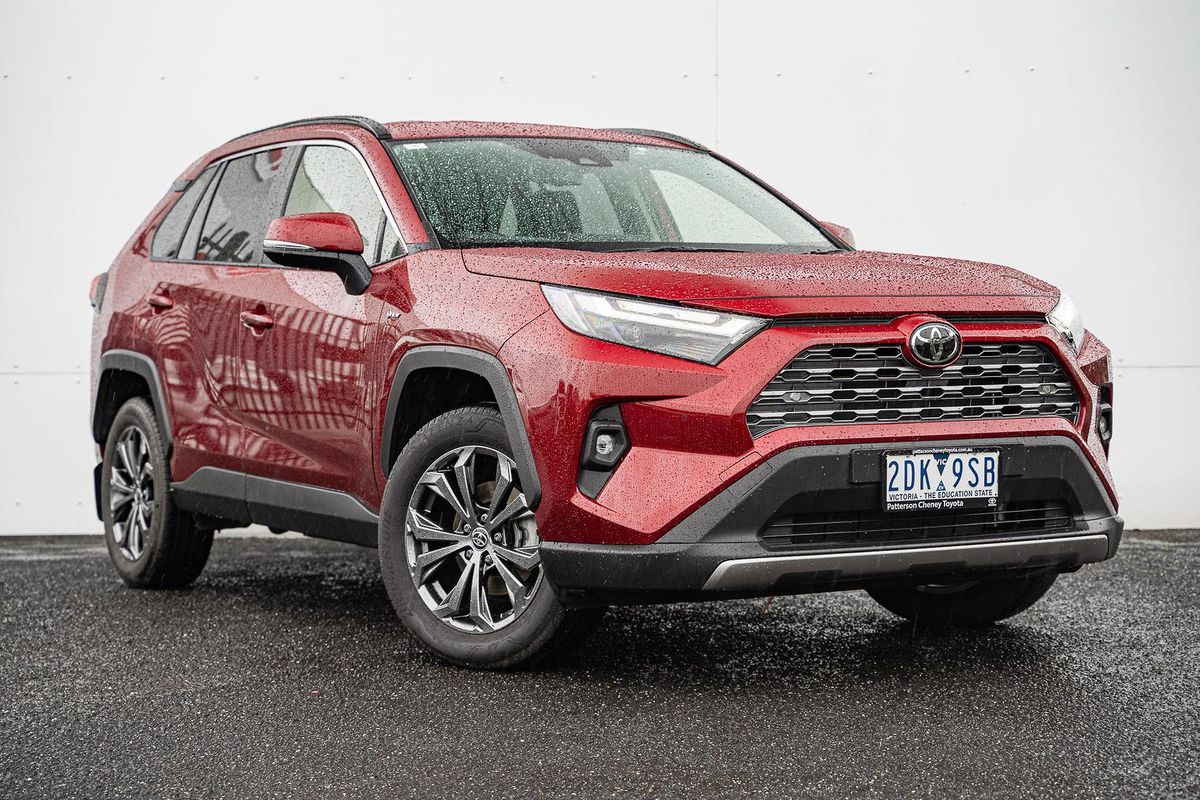 2025 Toyota RAV4 GXL AXAH52R