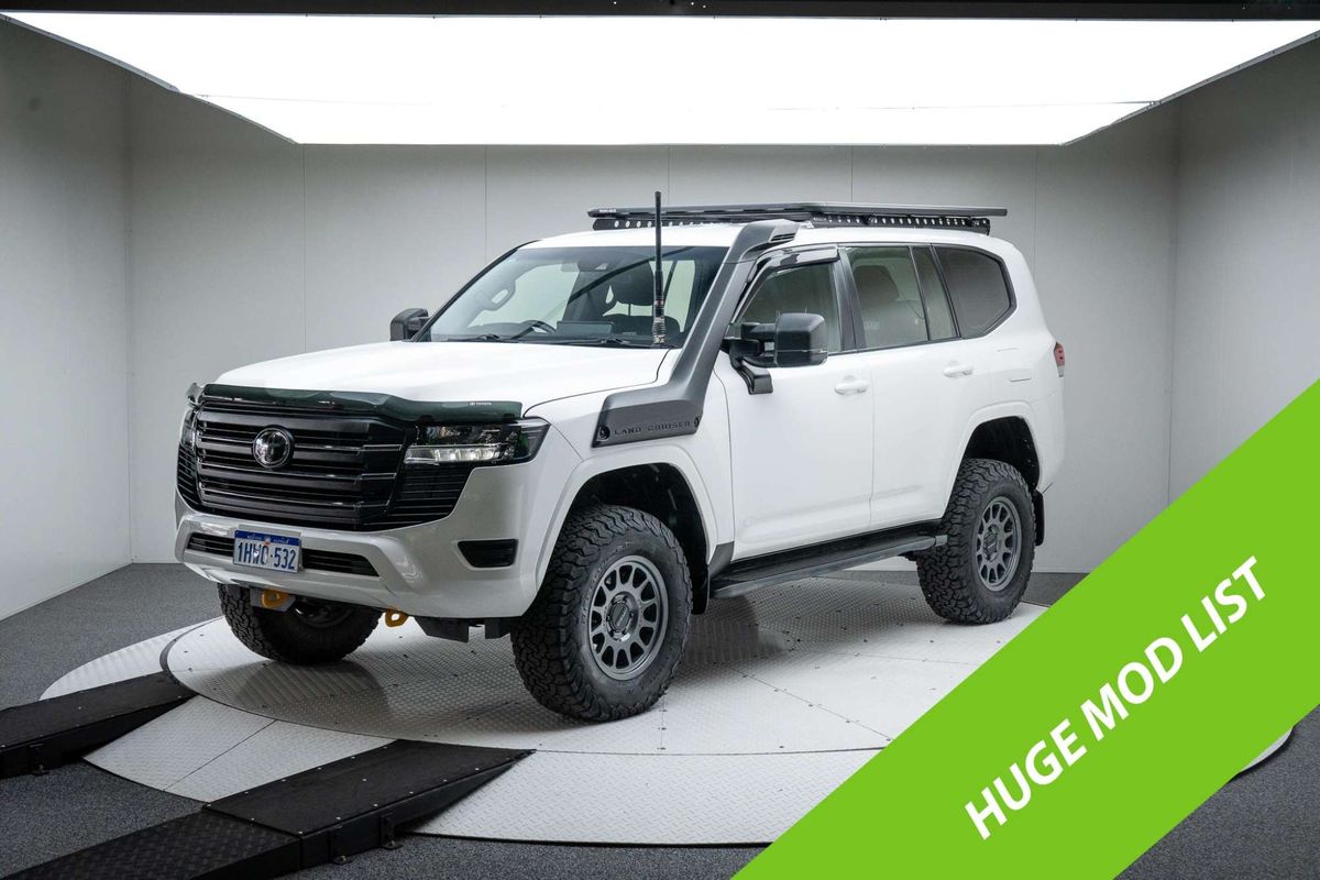 2023 Toyota Landcruiser GX FJA300R