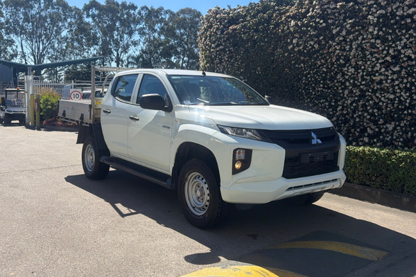 2023 Mitsubishi Triton GLX MR 4X4