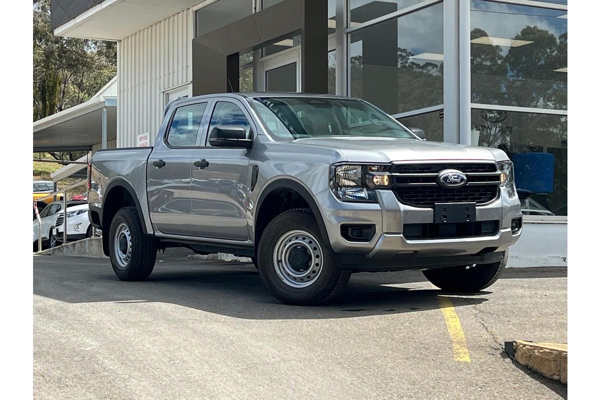 2025 Ford Ranger XL 4X4 2.0L