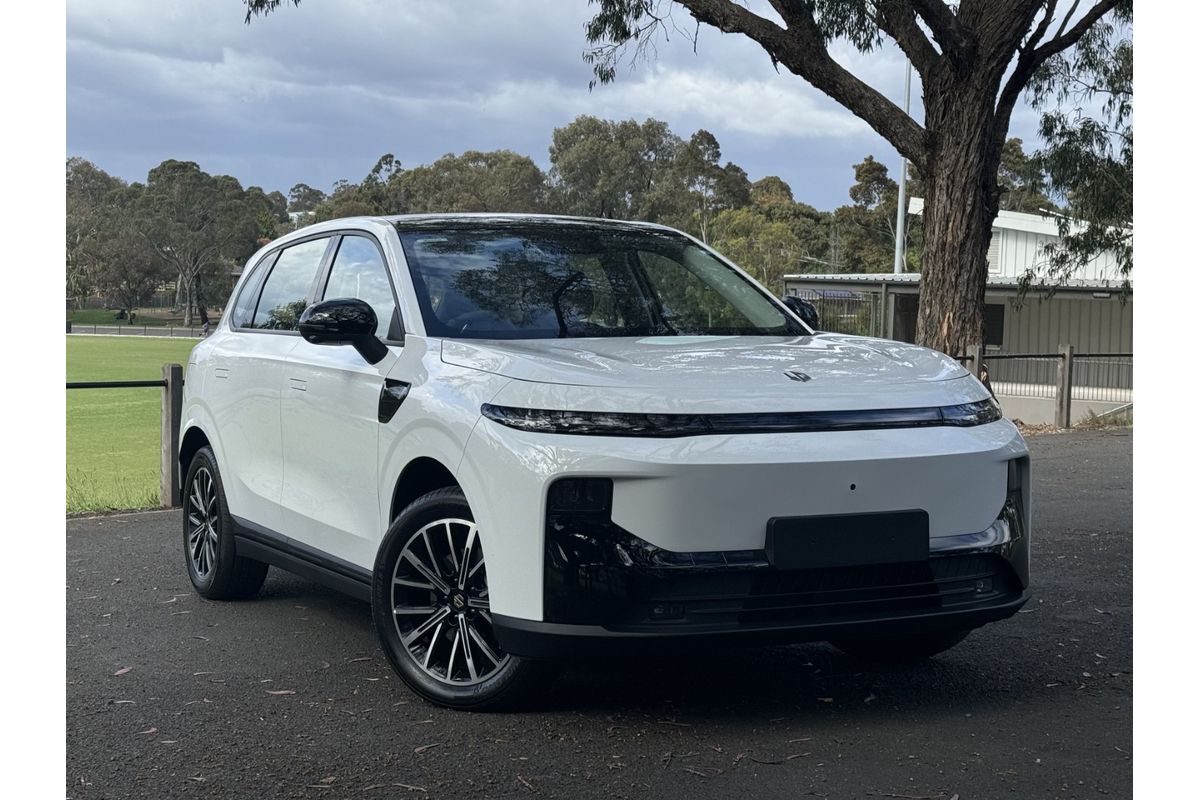 2026 Leapmotor B10 Design Hybrid EV A12