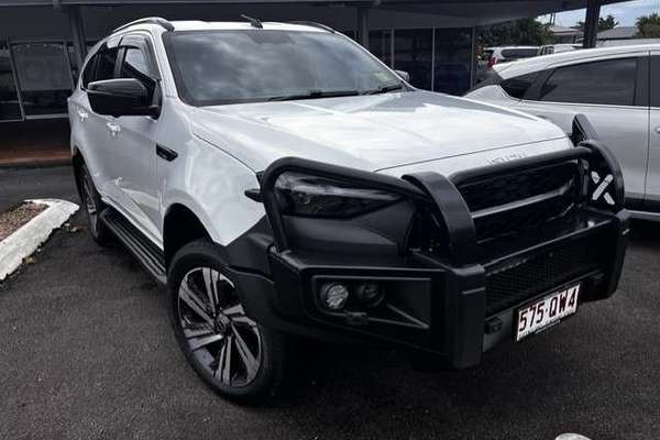 2026 Isuzu MU-X LS-T