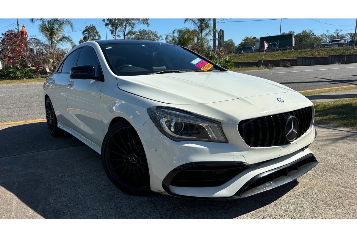 2016 Mercedes-Benz 200 117 MY16