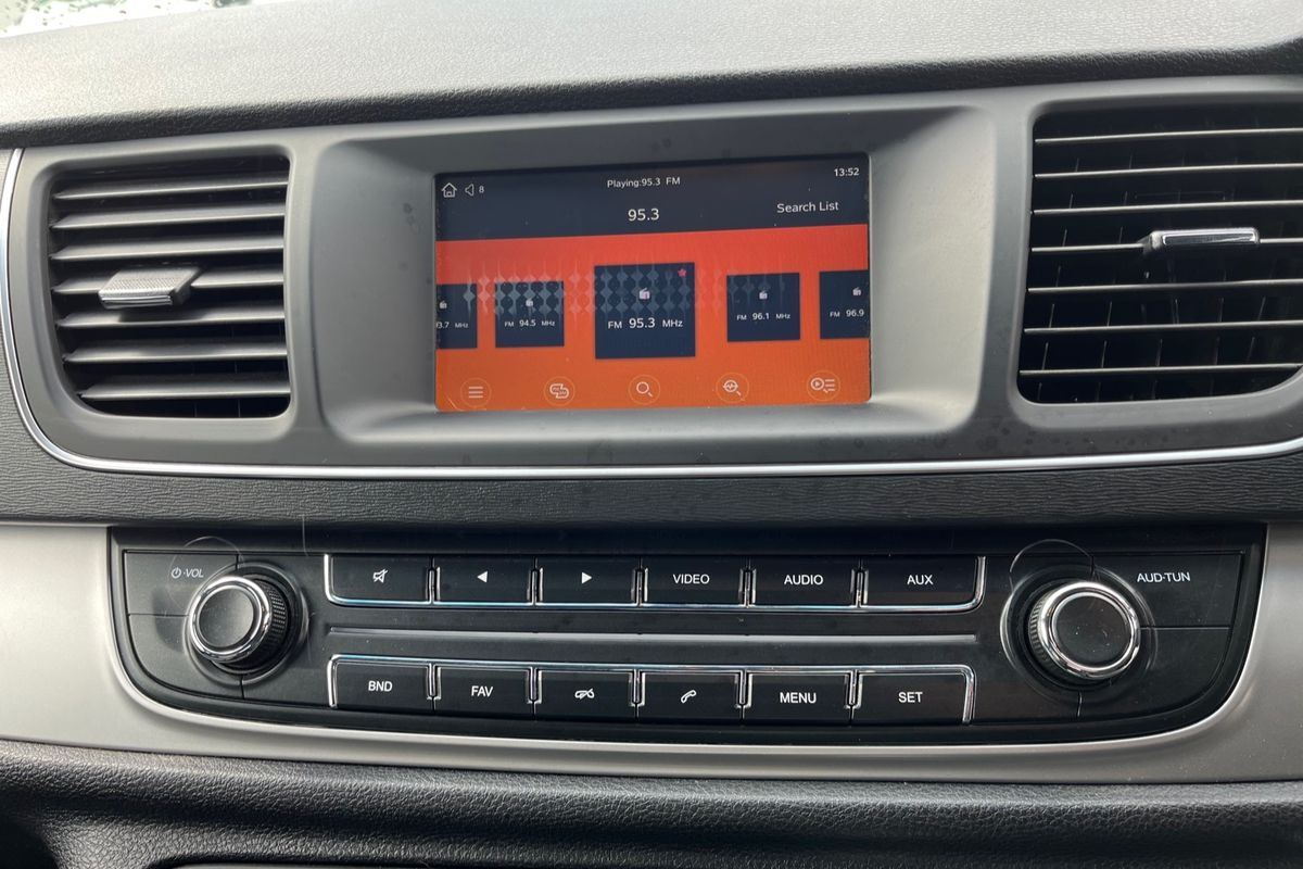 2021 LDV G10 + SV7C