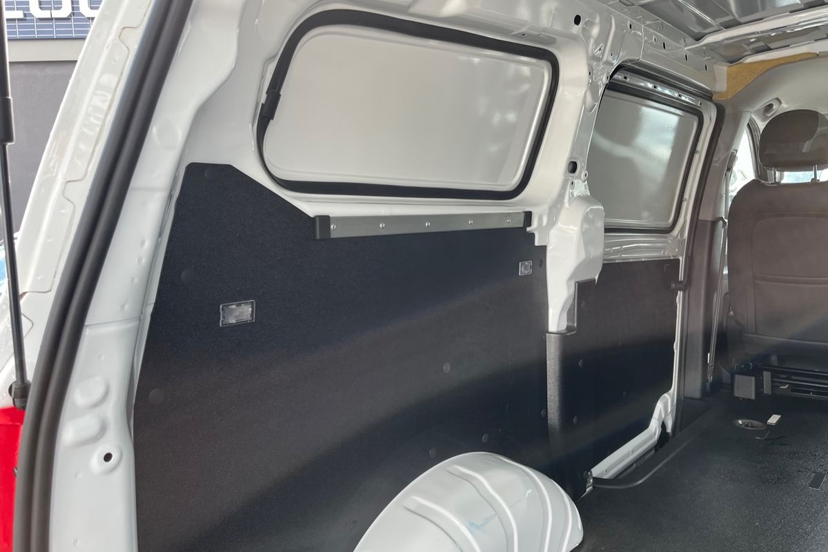 2021 LDV G10 + SV7C
