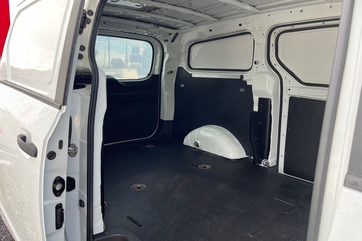 2021 LDV G10 + SV7C