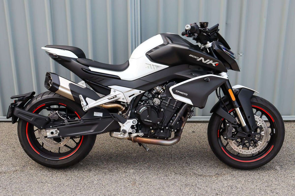2024 CFMOTO 800NK Advance NK
