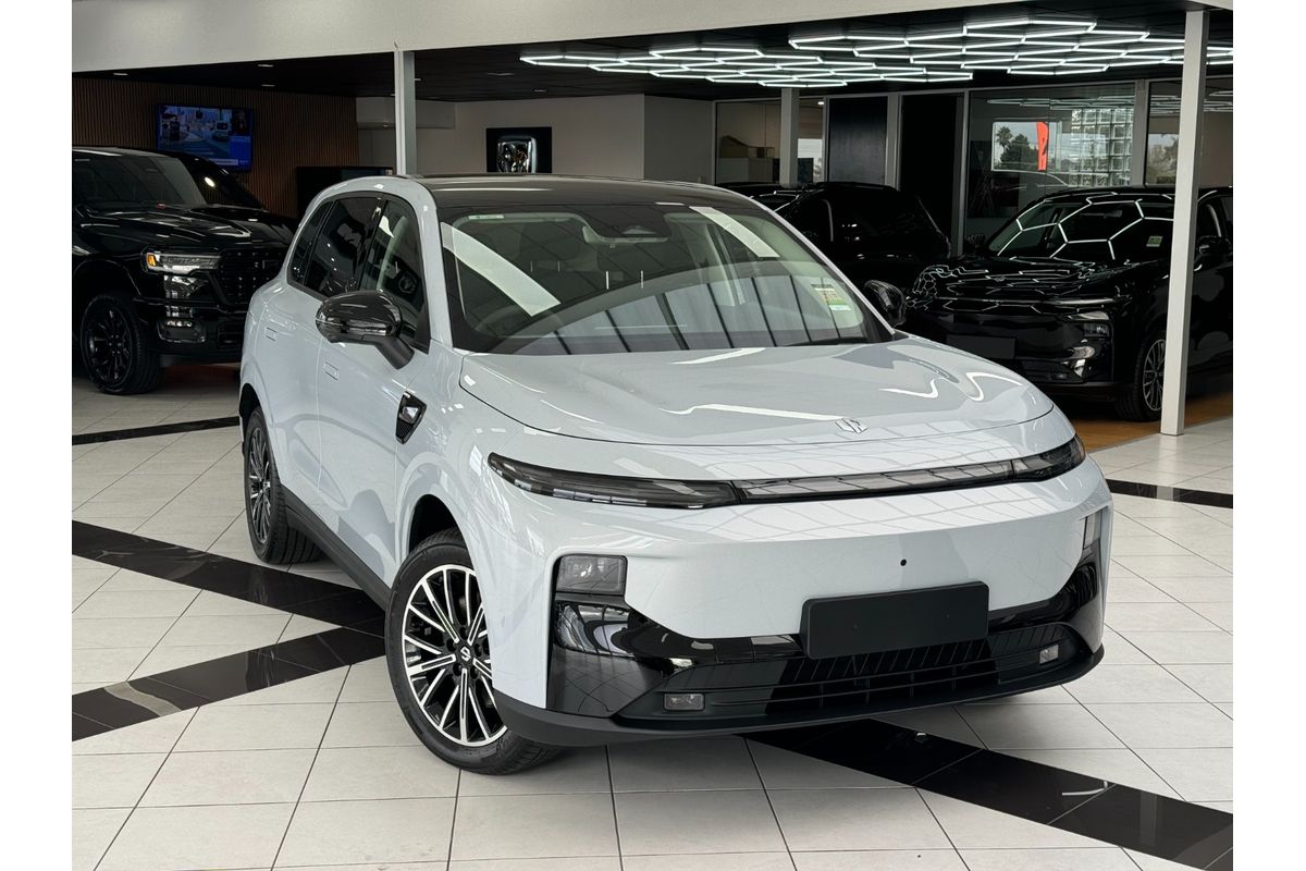 2026 Leapmotor B10 Design LR A12