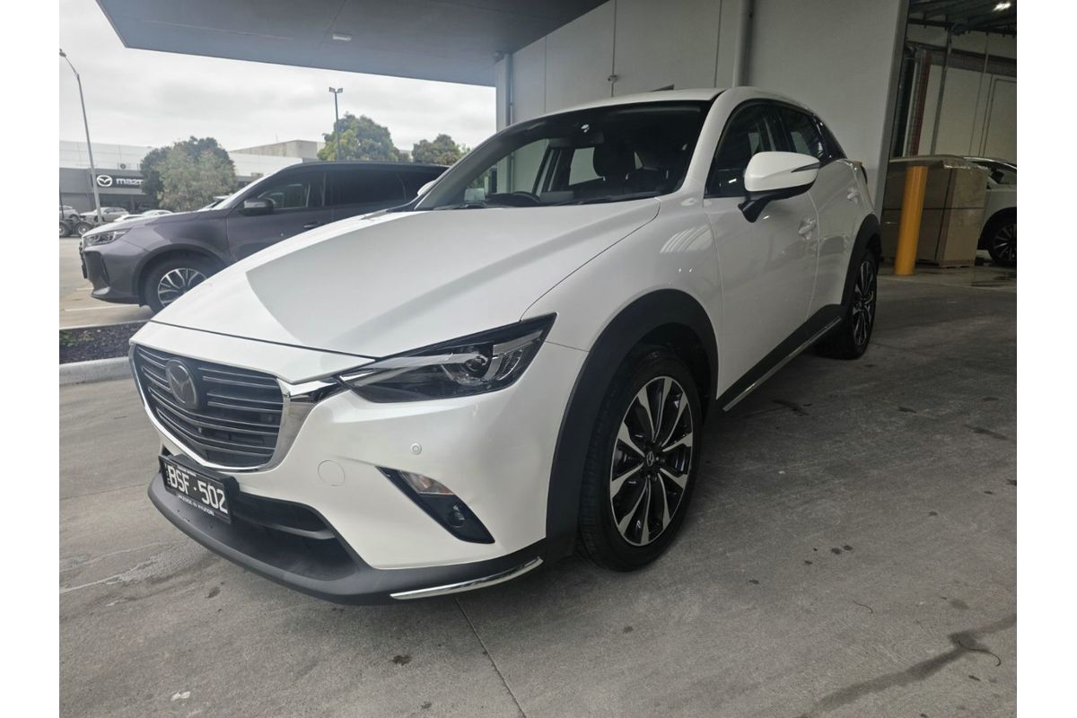 2021 Mazda CX-3 Akari DK image 3