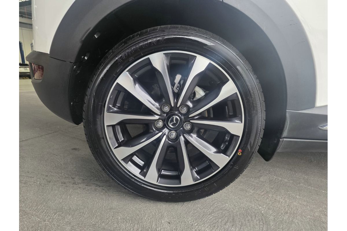2021 Mazda CX-3 Akari DK image 9