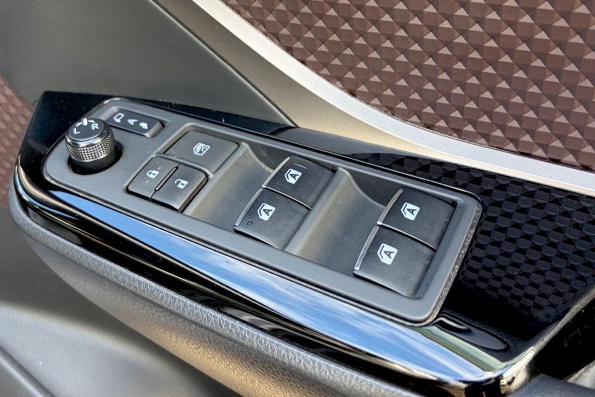 2019 Toyota C-HR Koba NGX10R