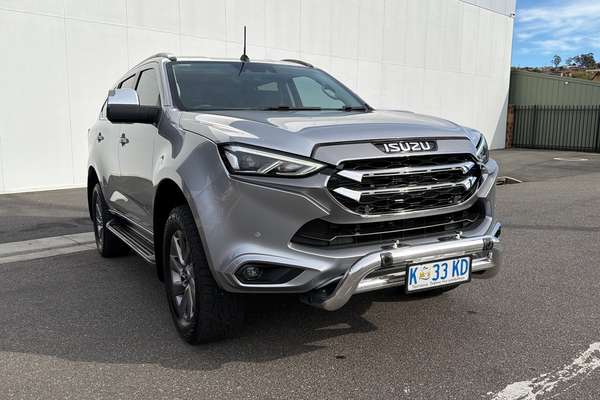 2022 Isuzu MU-X LS-U