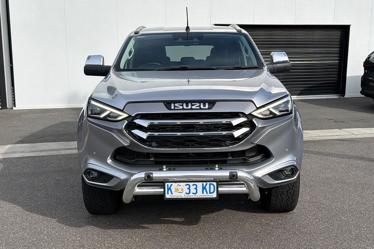 2022 Isuzu MU-X LS-U