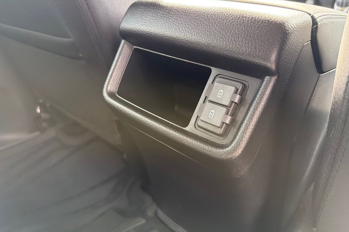 2022 Isuzu MU-X LS-U