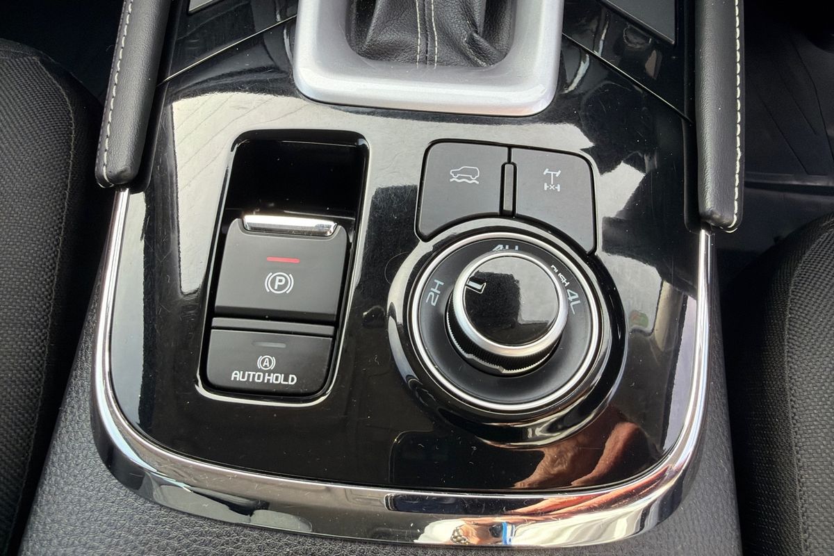 2022 Isuzu MU-X LS-U