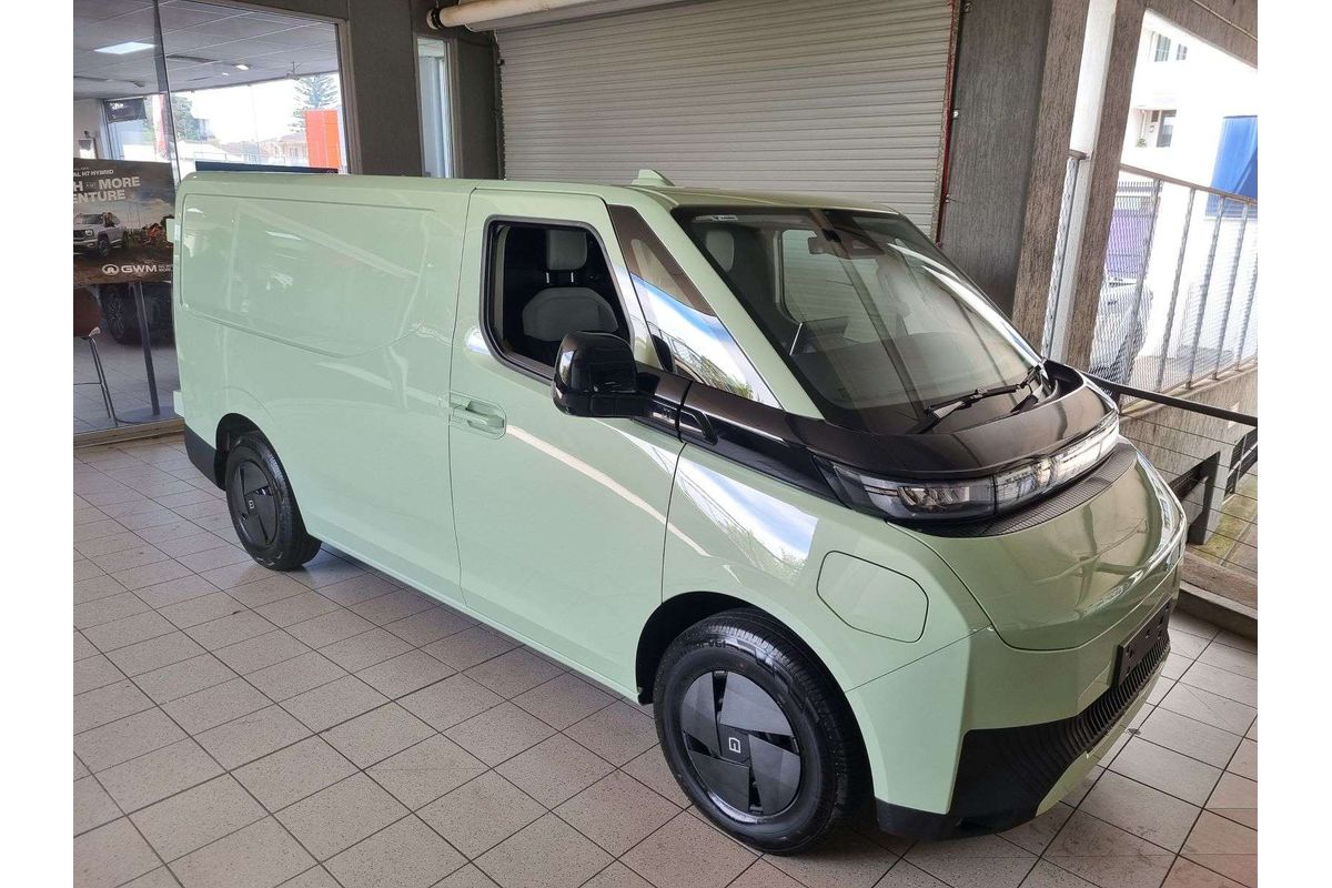 2026 Farizon SuperVan SWB Low Roof
