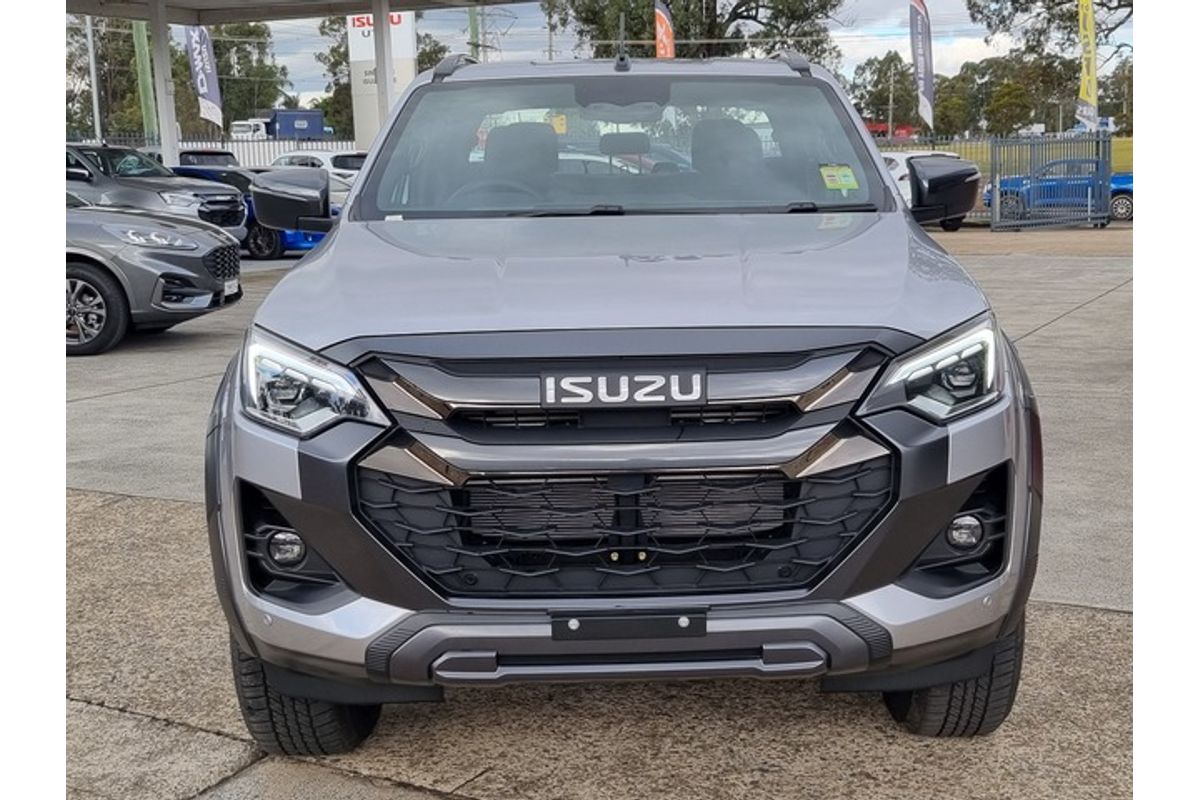 2026 Isuzu MU-X X-TERRAIN