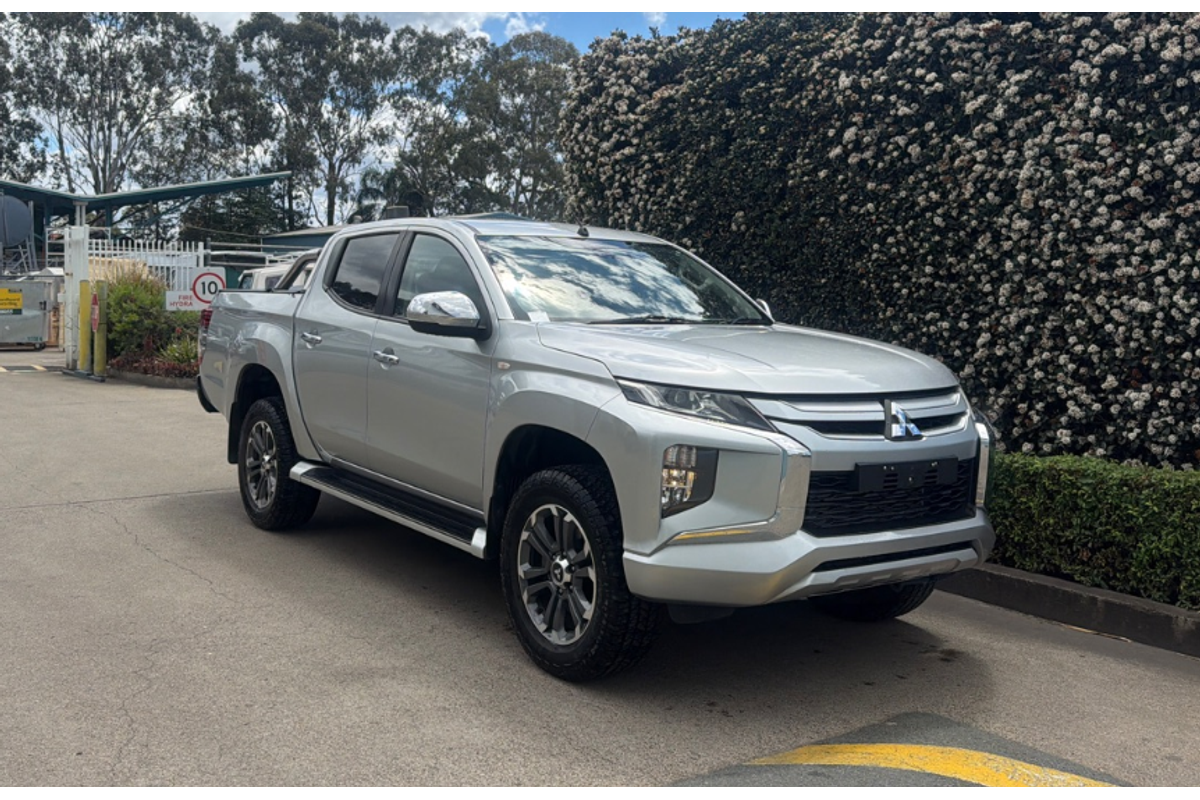 2020 Mitsubishi Triton GLX-R MR 4X4
