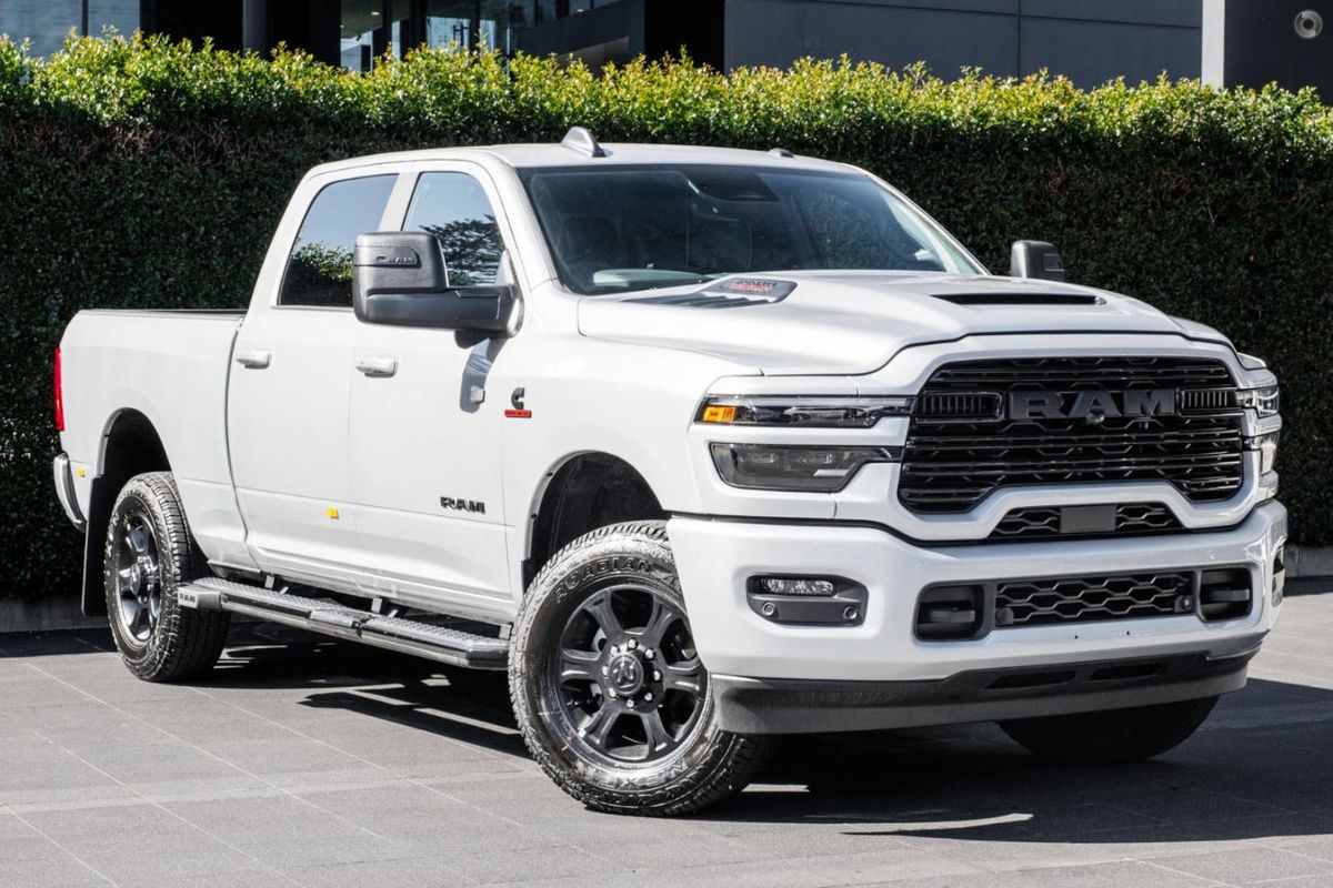 2026 RAM 2500 Laramie DJ 4X4