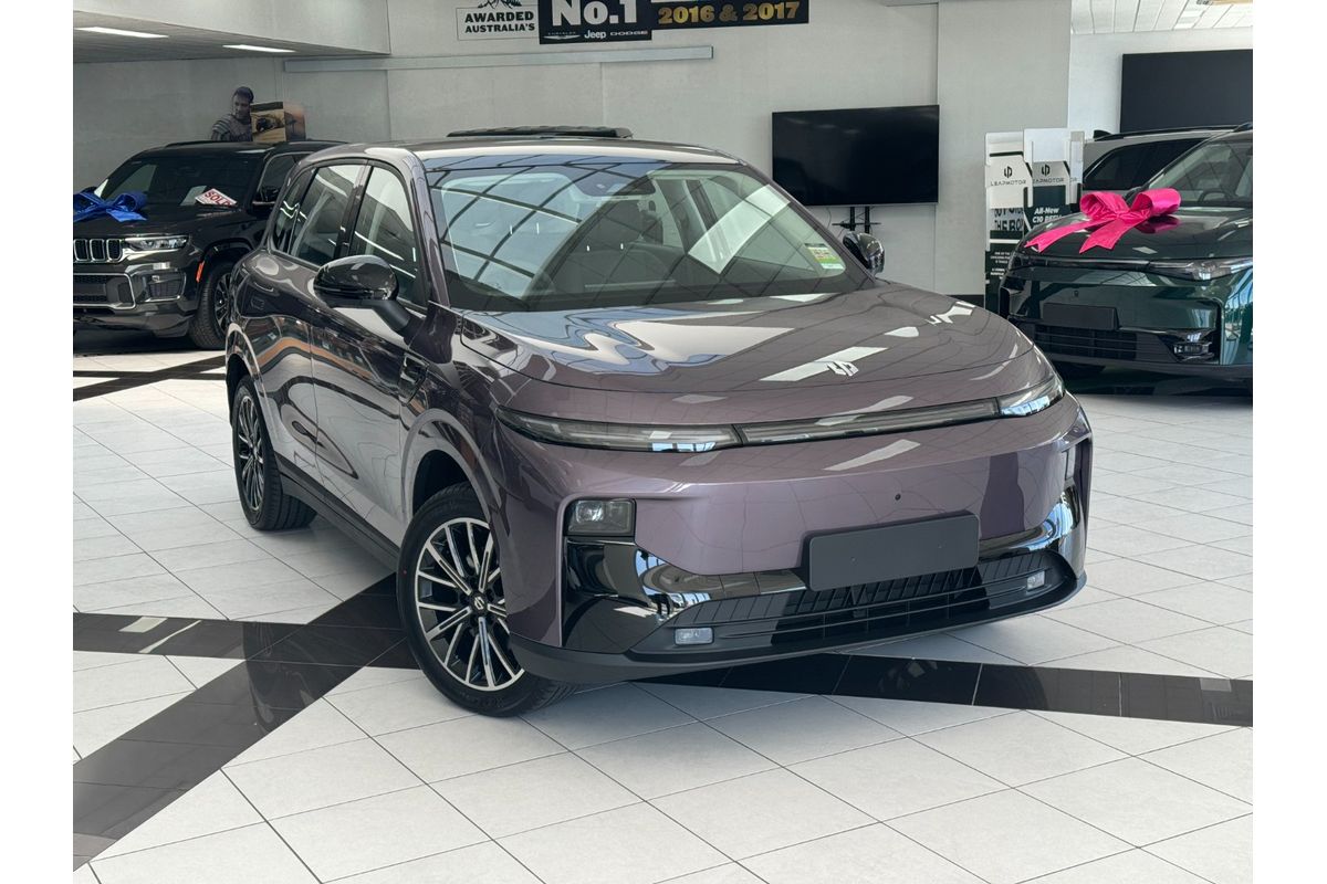 2026 Leapmotor B10 Design LR A12