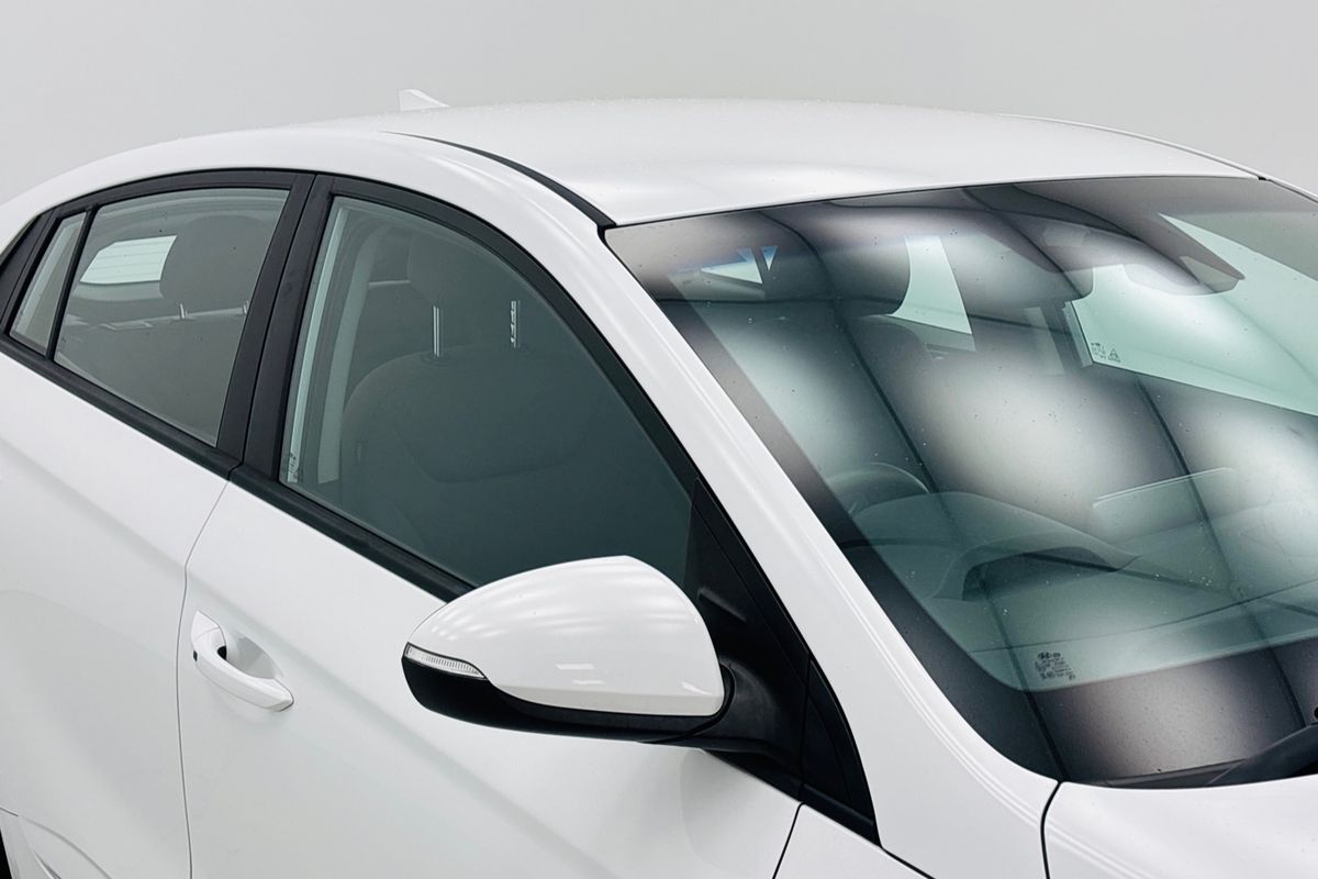 2022 Hyundai IONIQ Electric Elite AE.V4