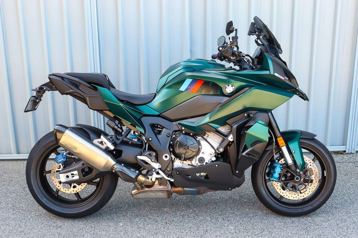 2026 BMW M 1000 XR M 1000