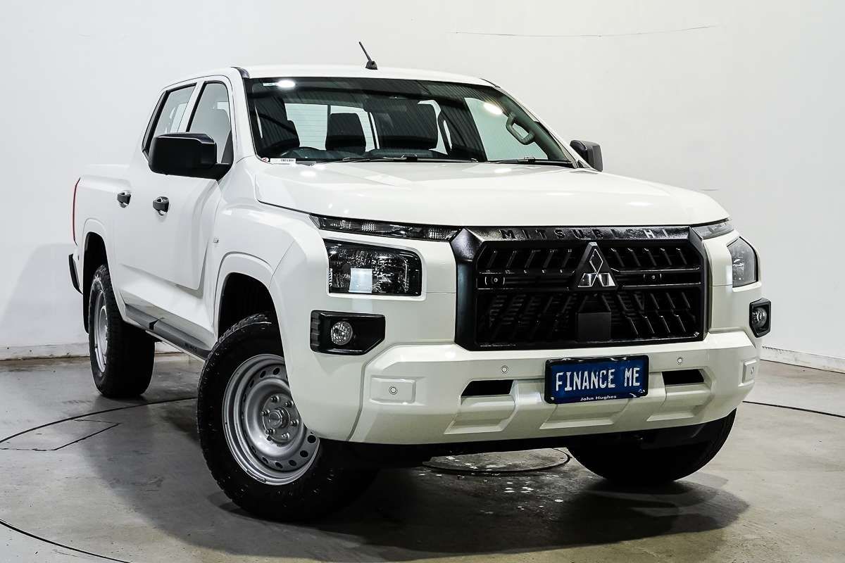 2025 Mitsubishi Triton GLX MV 4X4