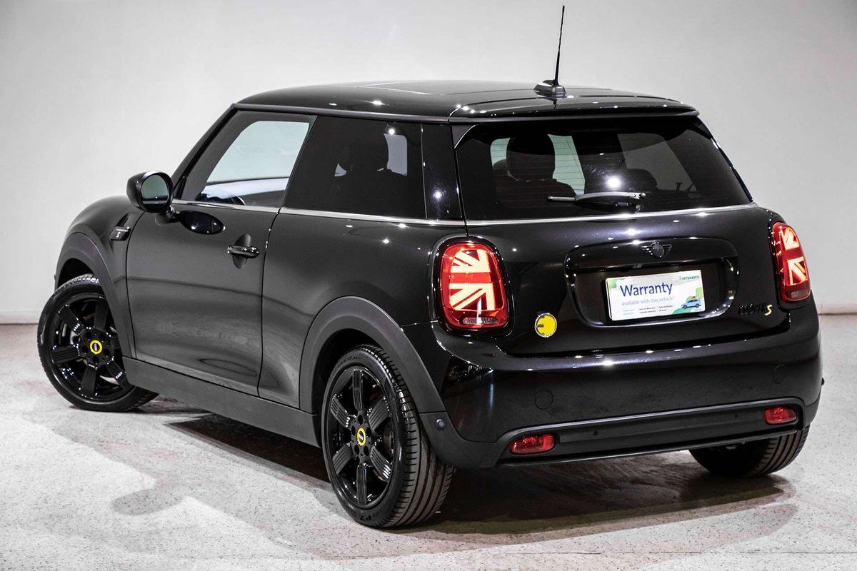 2022 MINI Hatch Cooper SE Classic F56 LCI-2