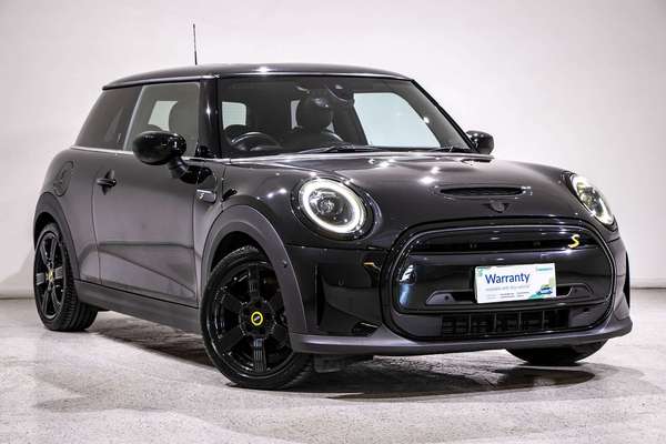 2022 MINI Hatch Cooper SE Classic F56 LCI-2