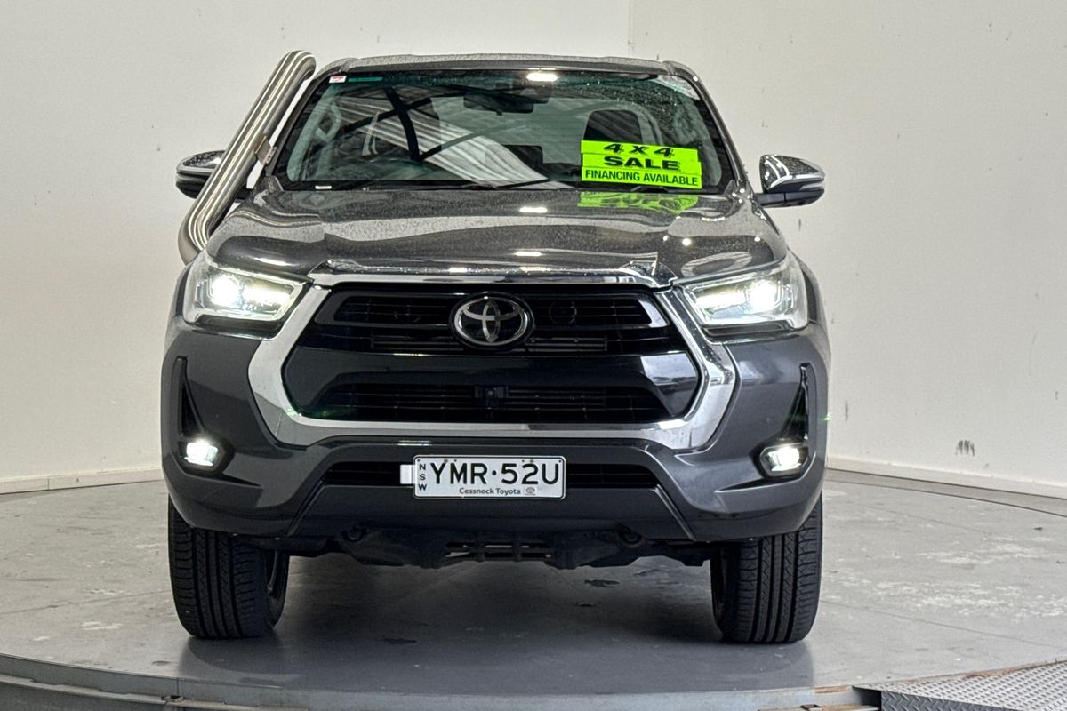 2023 Toyota Hilux SR5 GUN126R