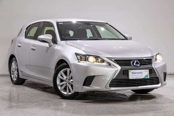 2015 Lexus CT CT200h Luxury ZWA10R