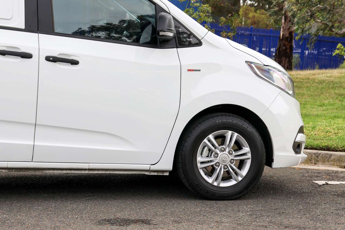 2024 LDV G10 + SV7C image 10