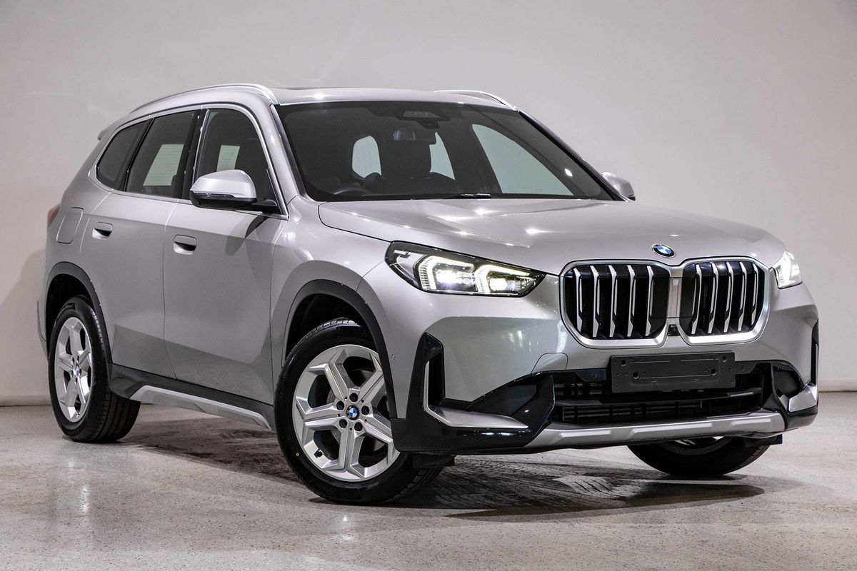 2023 BMW X1 sDrive18i U11