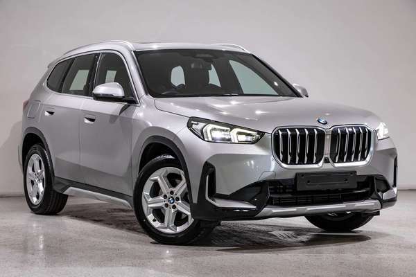 2023 BMW X1 sDrive18i U11