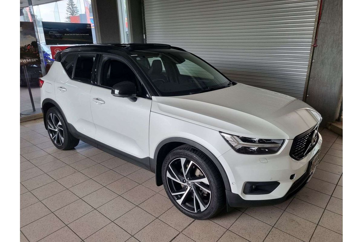 2021 Volvo XC40 Recharge Plug-In Hybrid