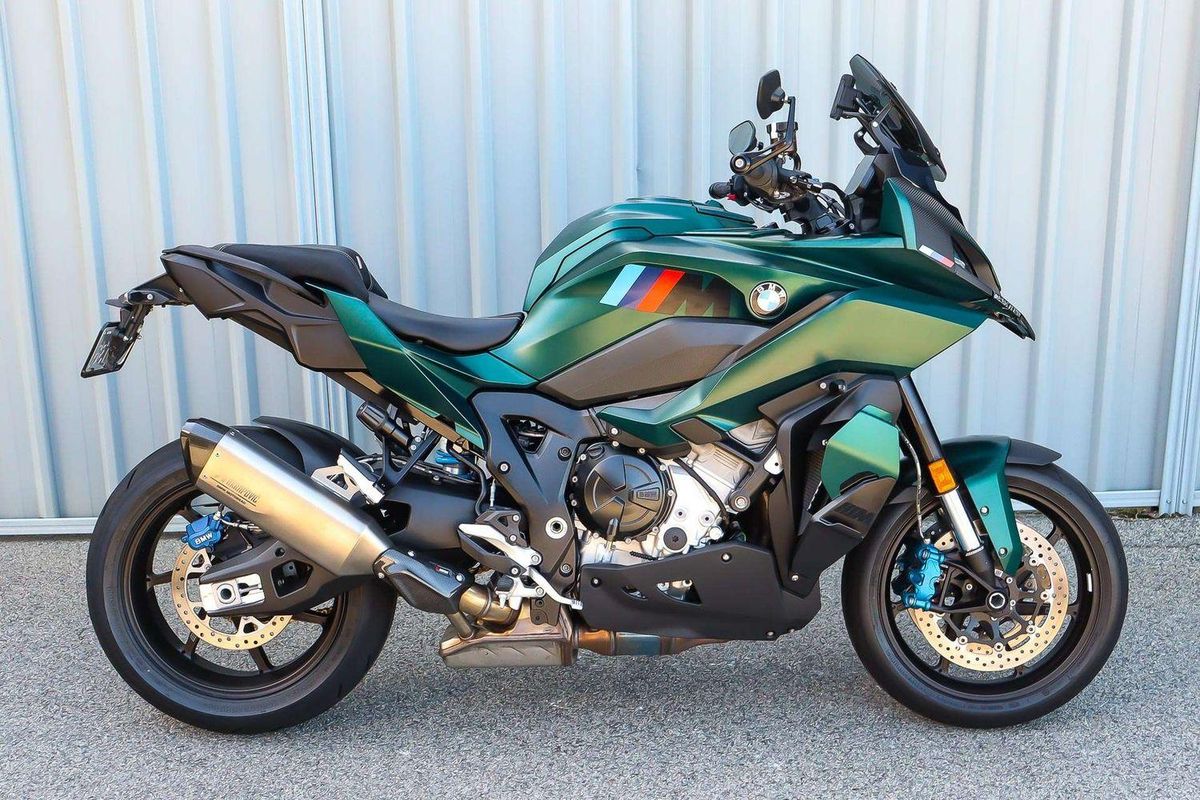 2026 BMW M 1000 XR M 1000