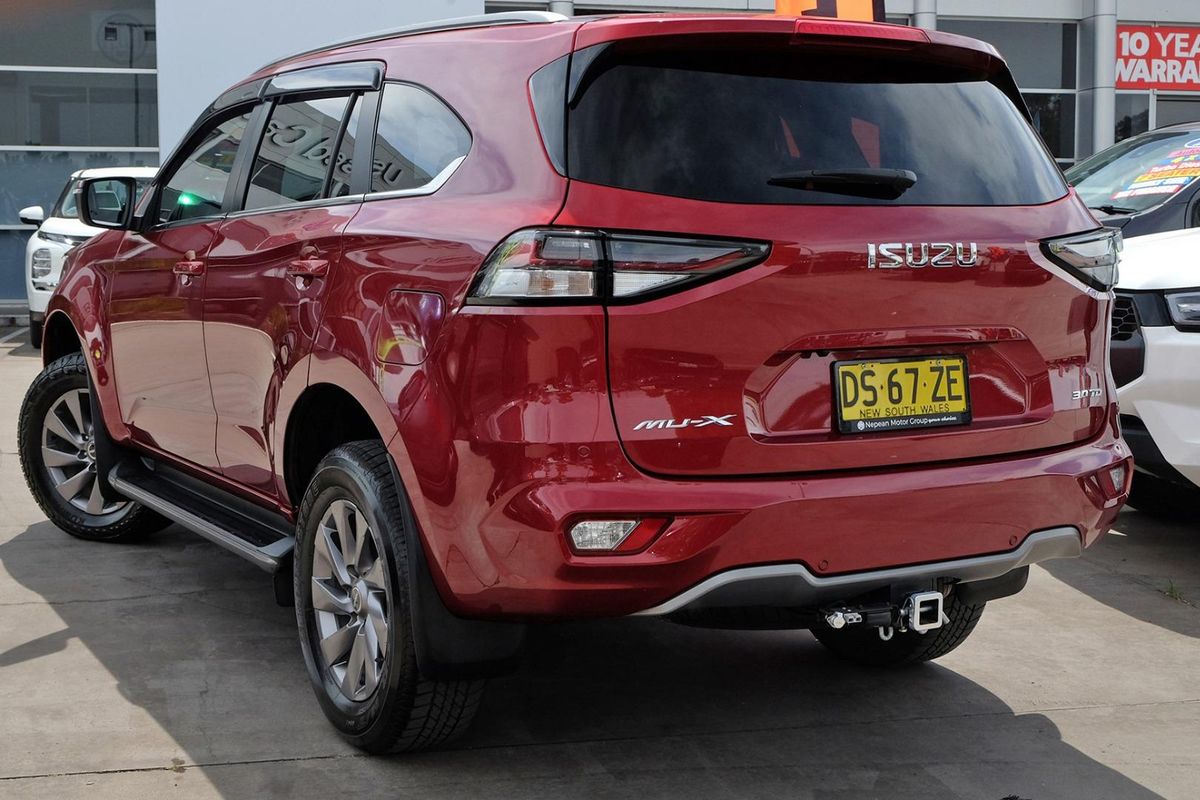 2021 Isuzu MU-X LS-U