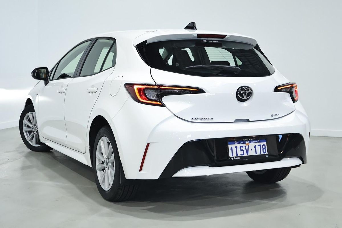 2025 Toyota Corolla Ascent Sport Hybrid ZWE219R
