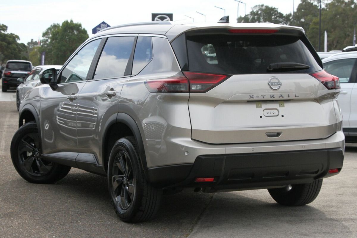2025 Nissan X-TRAIL ST-L T33