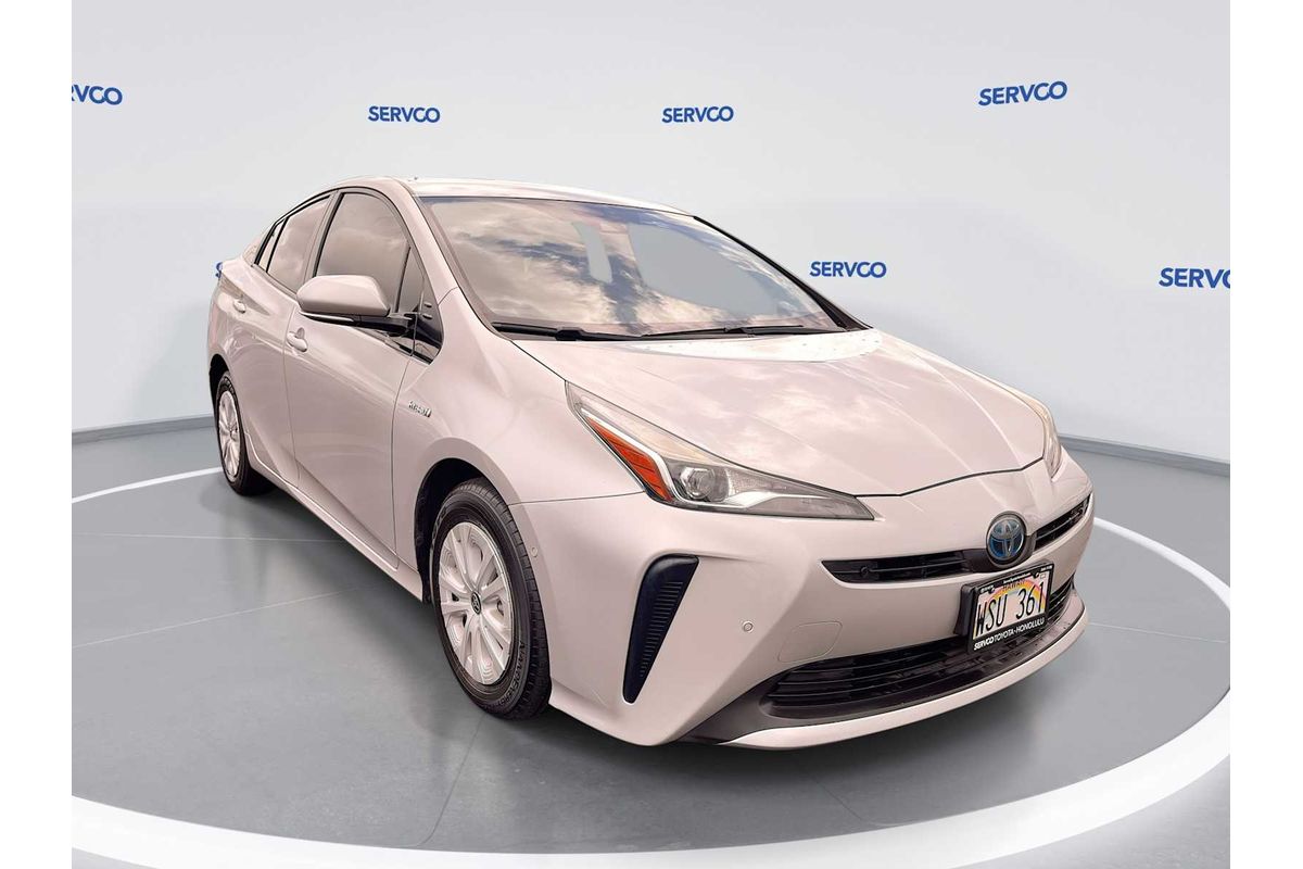 2019 Toyota Prius LE