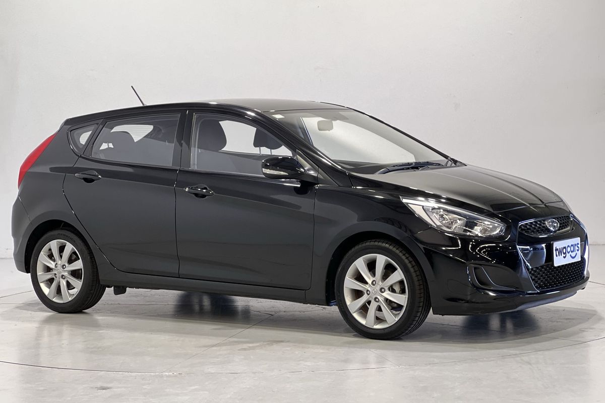 2018 Hyundai Accent Sport RB6