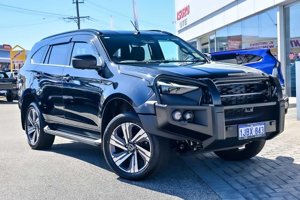 2025 Isuzu MU-X LS-T