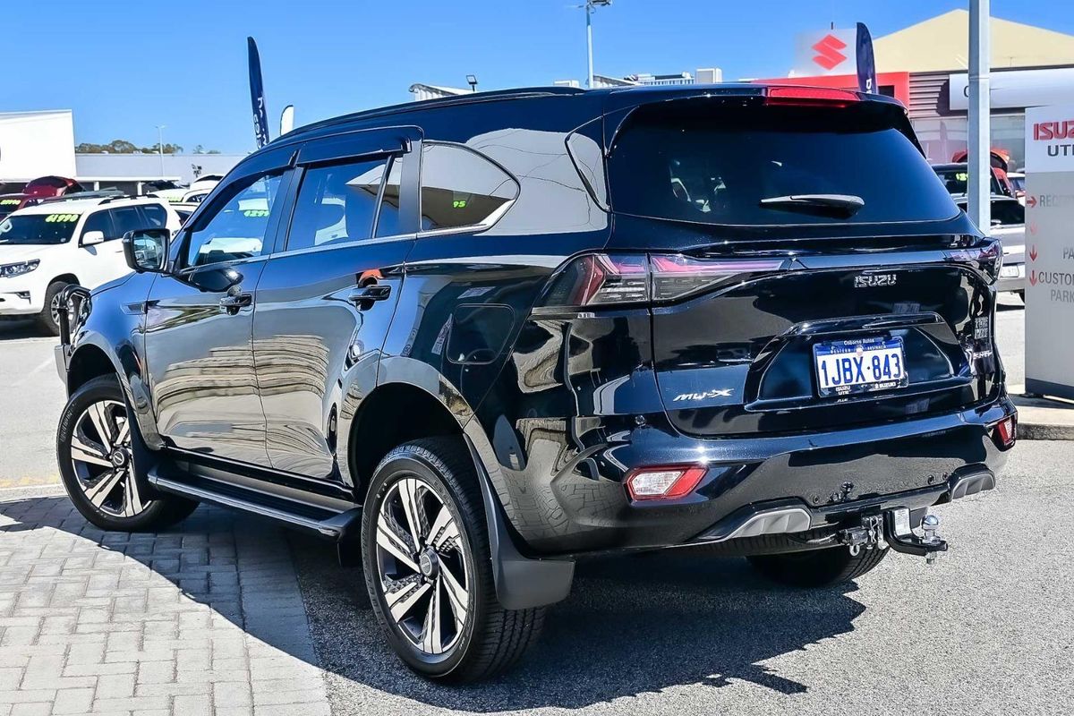 2025 Isuzu MU-X LS-T