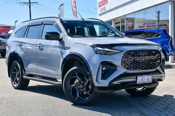 2026 Isuzu MU-X X-TERRAIN