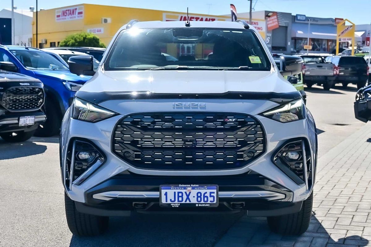 2026 Isuzu MU-X X-TERRAIN