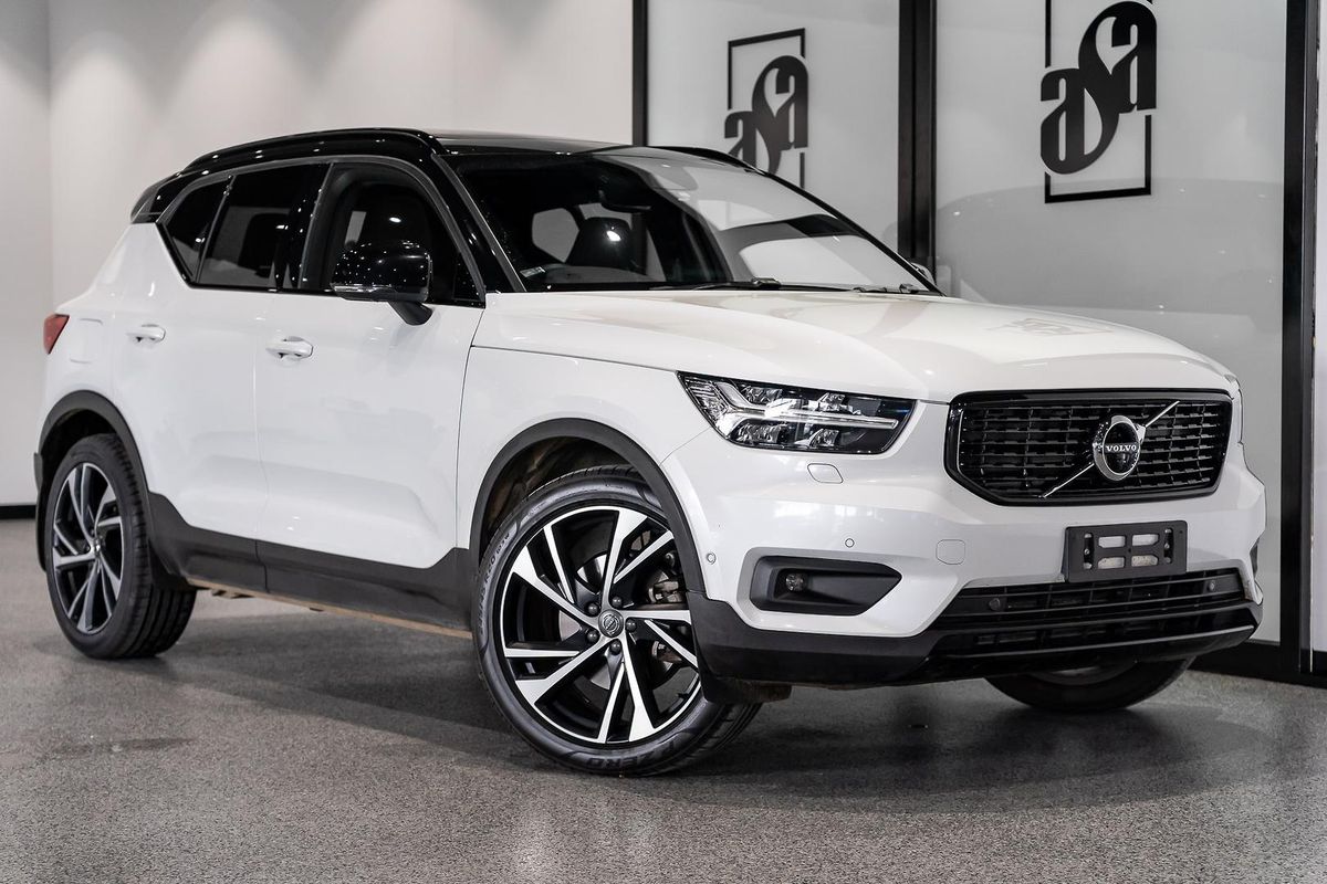 2019 Volvo XC40 T5 R-Design