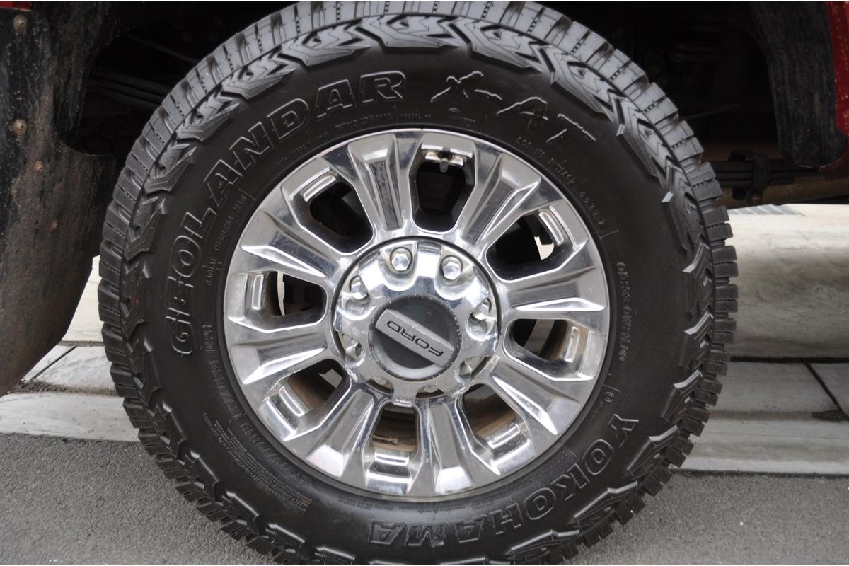 2018 Ford F350 Lariat 4X4 image 35